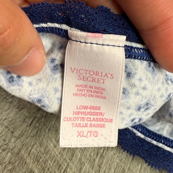 VS‎ Navy Paisley Low Rise Hiphugger Underwear - Picture 9 of 11